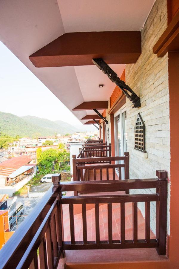 Hotel Kausi Pokhara Esterno foto